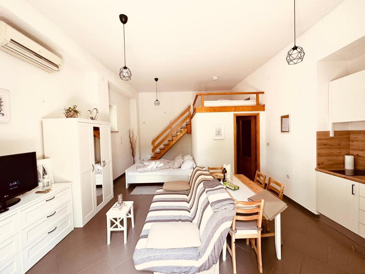 Apartment Paolo เซนญ์ ภายนอก รูปภาพ